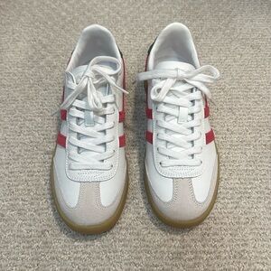 Gola Classics Women's Viper Leather Sneakers
In White/Fuchsia/Evergreen/Gum